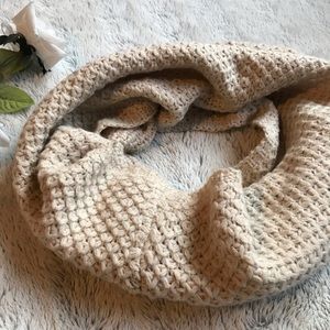 Accessories - Neck warmer scarf. Accessories - Neck warmer scarf.